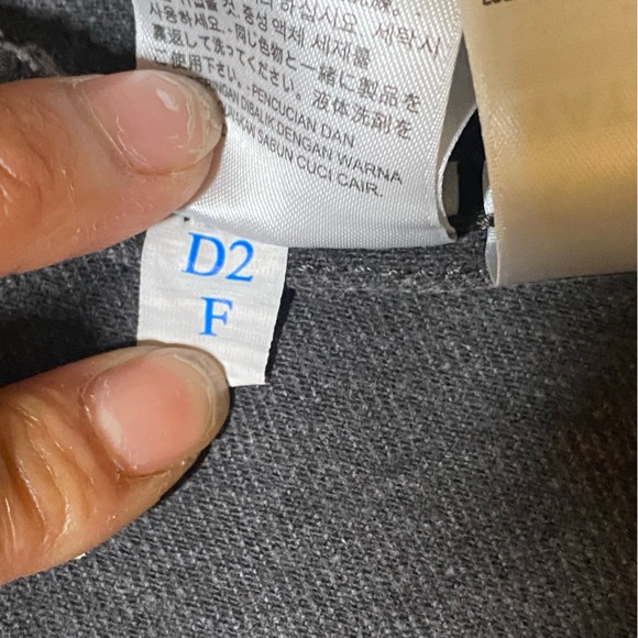 MTv Upstyled LEVIs Denim Jacket with Embroidery Accented Patch - One of A Kind - Picture 13 of 17